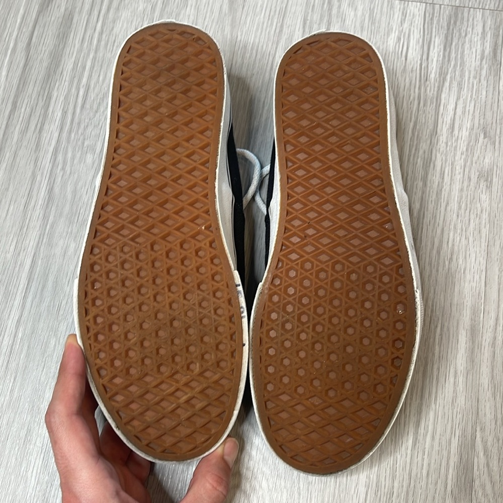 Black Vans - Picture 5 of 6